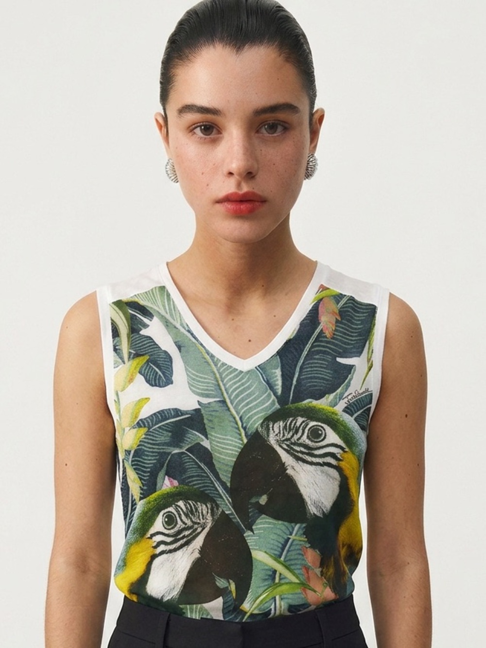 JUST CAVALLI | Sleeveless V-Neck Tropical Parrot Print Top Women’s Size Medium